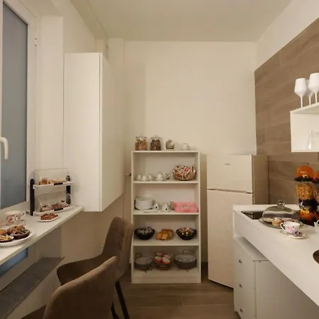 Le Chiavi Di Parthenope Alojamento de Acomodação e Pequeno-almoço Nápoles