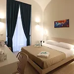 Le Chiavi Di Parthenope Неаполь